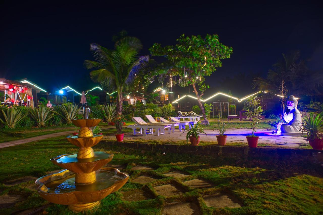 Hotel Lotus Sutra Arambol Esterno foto