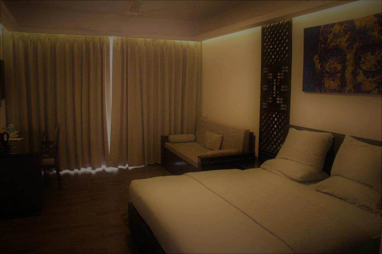 Hotel Lotus Sutra Arambol Esterno foto