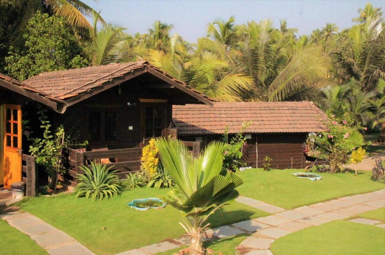 Hotel Lotus Sutra Arambol Esterno foto